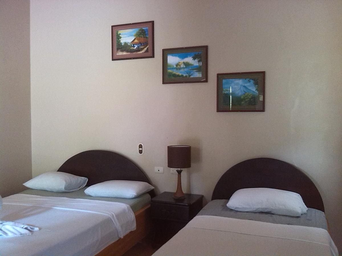 Hotel Vista Al Tortuguero Cariari  Exterior photo